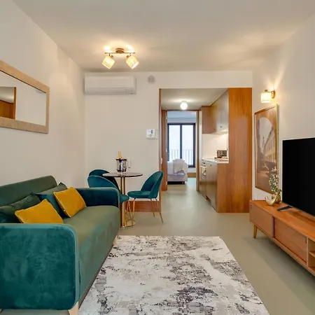 The Pharmacia Loft דירה