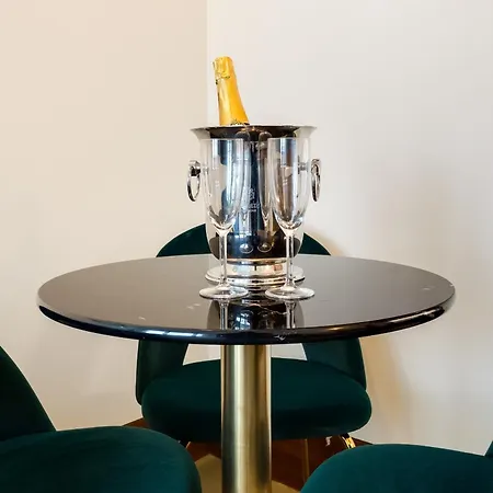 דירה The Pharmacia Loft *