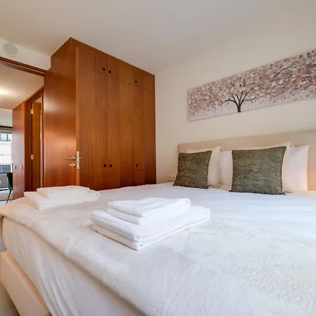 The Pharmacia Loft דירה *